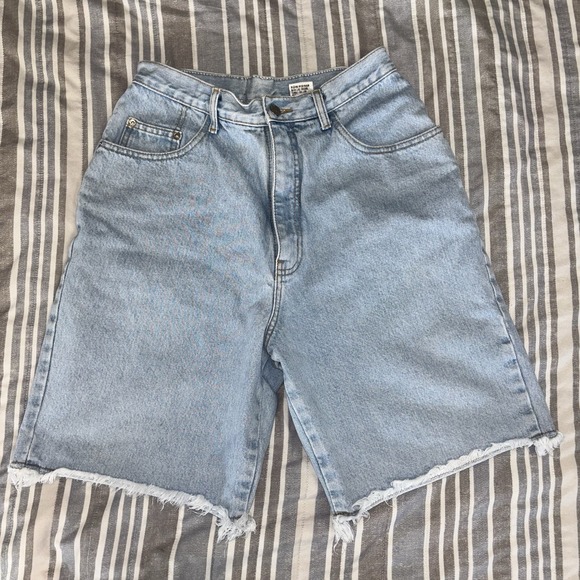 Gitano Pants - Gitano High Rise High Waisted Light Wash Mom Jean Denim Shorts Size 14